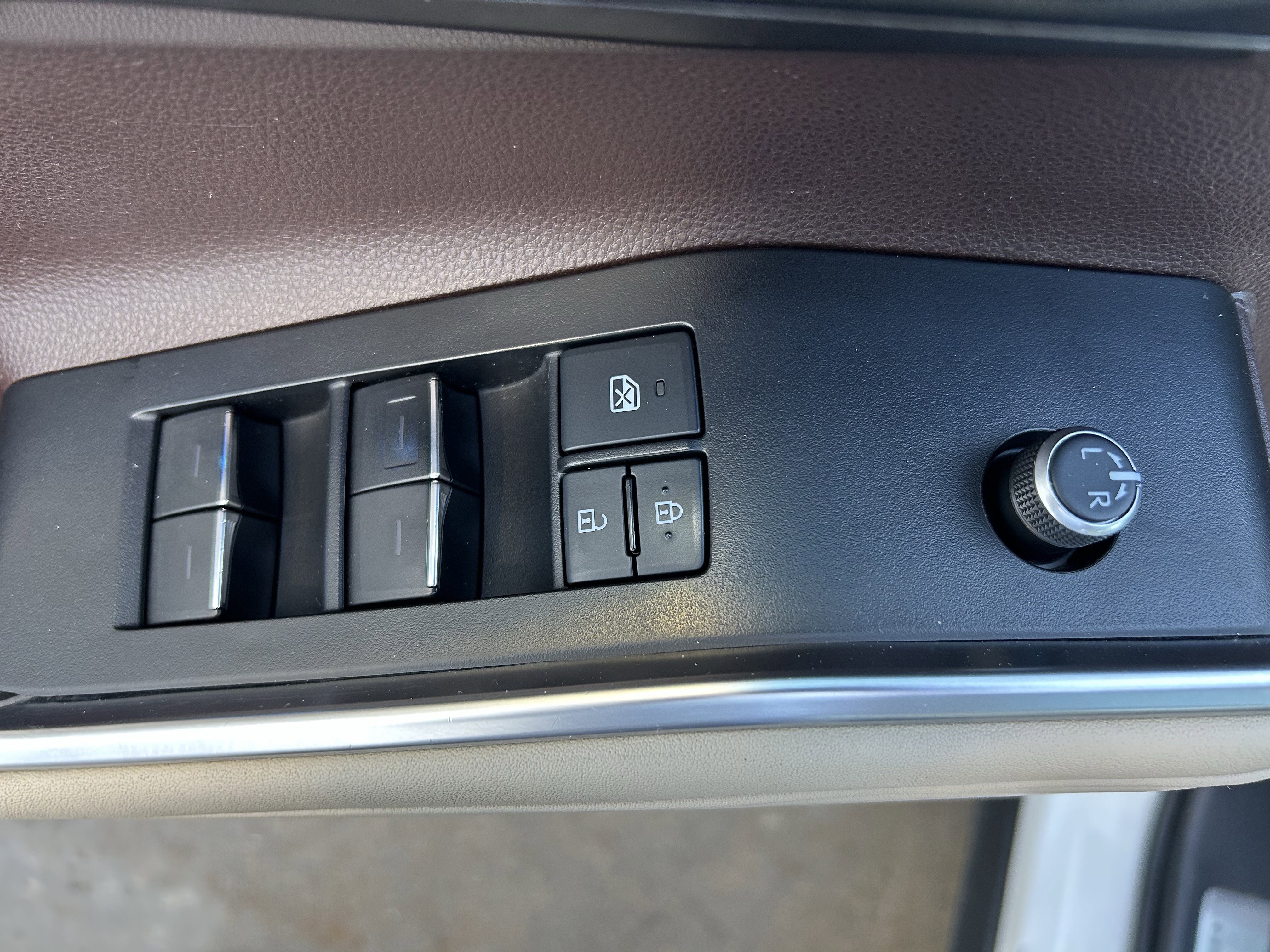 Certified 2021 Toyota Highlander Platinum image 16