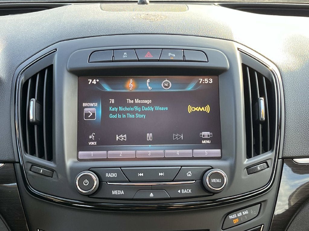 Used 2015 Buick Regal Premium FWD image 12