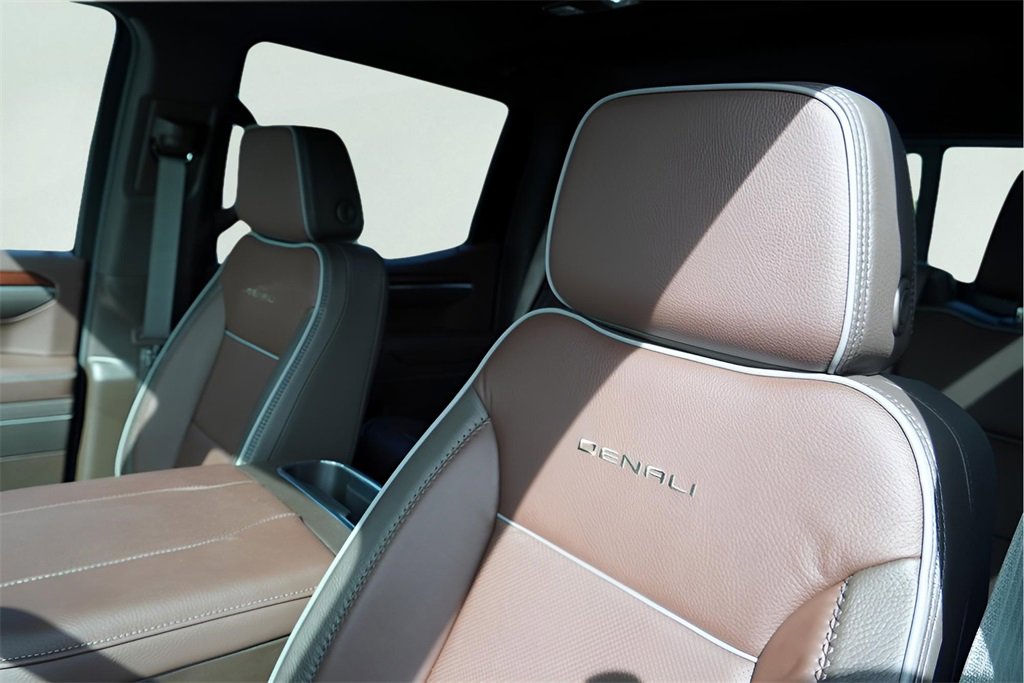 New 2026 GMC Sierra 1500 Denali image 12