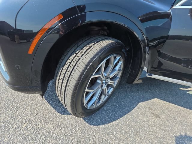 Used 2021 BMW X7 xDrive40i w/ Premium Package AWD/4WD image 35