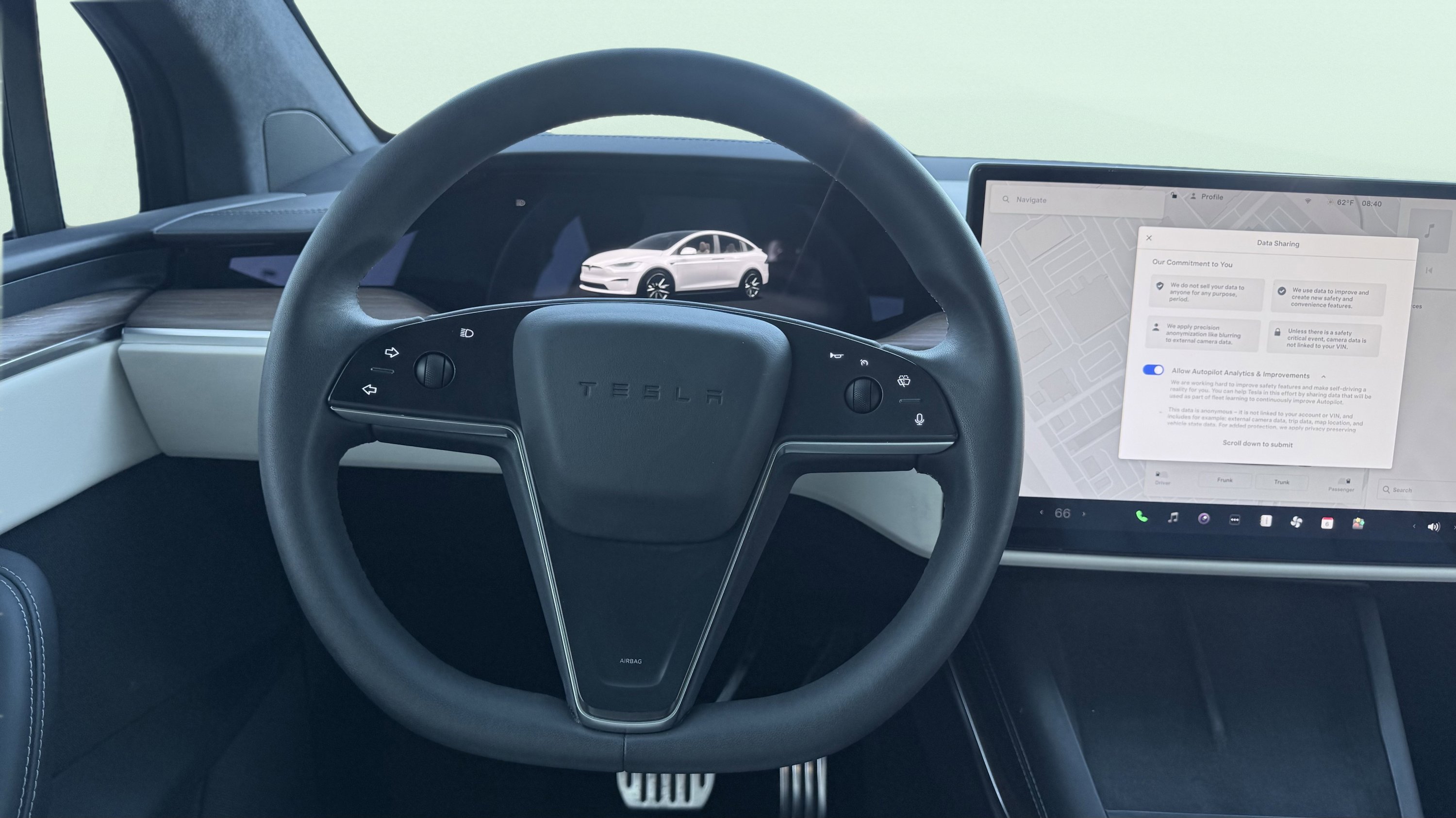 Used 2022 Tesla Model X image 62