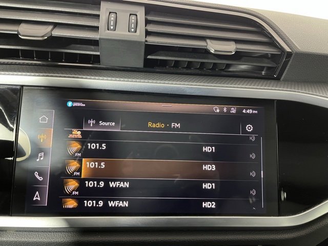 Used 2020 Audi Q3 2.0T Prestige w/ Prestige Package image 16