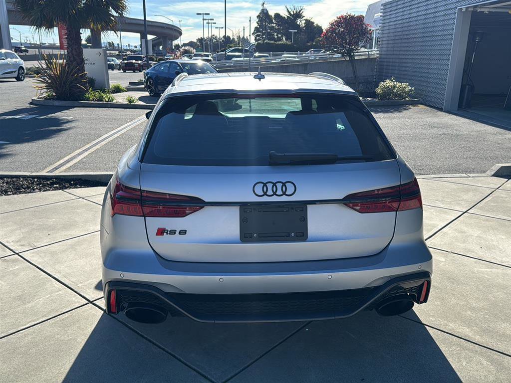 Used 2025 Audi RS 6 performance image 7