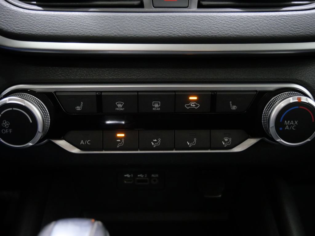 Used 2021 Nissan Altima 2.5 SR w/ SR Premium Package image 19