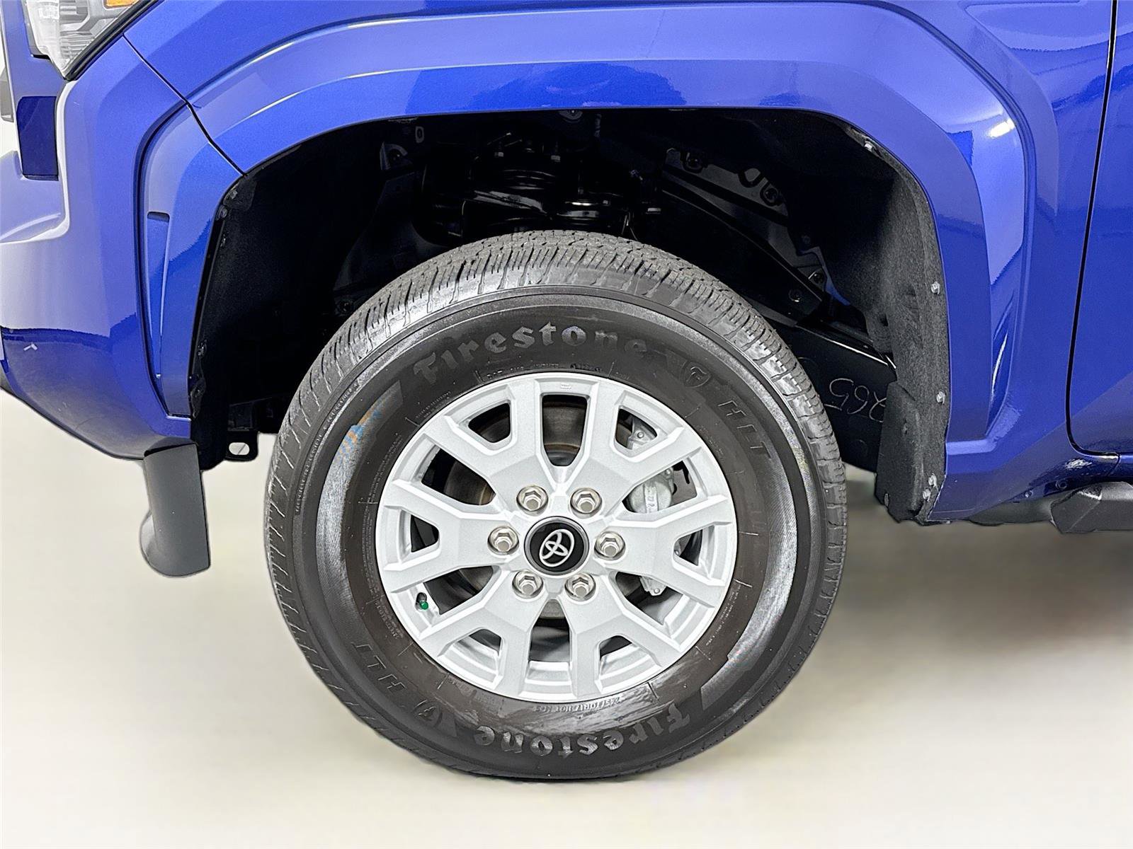 Certified 2024 Toyota Tacoma SR5 AWD/4WD image 42