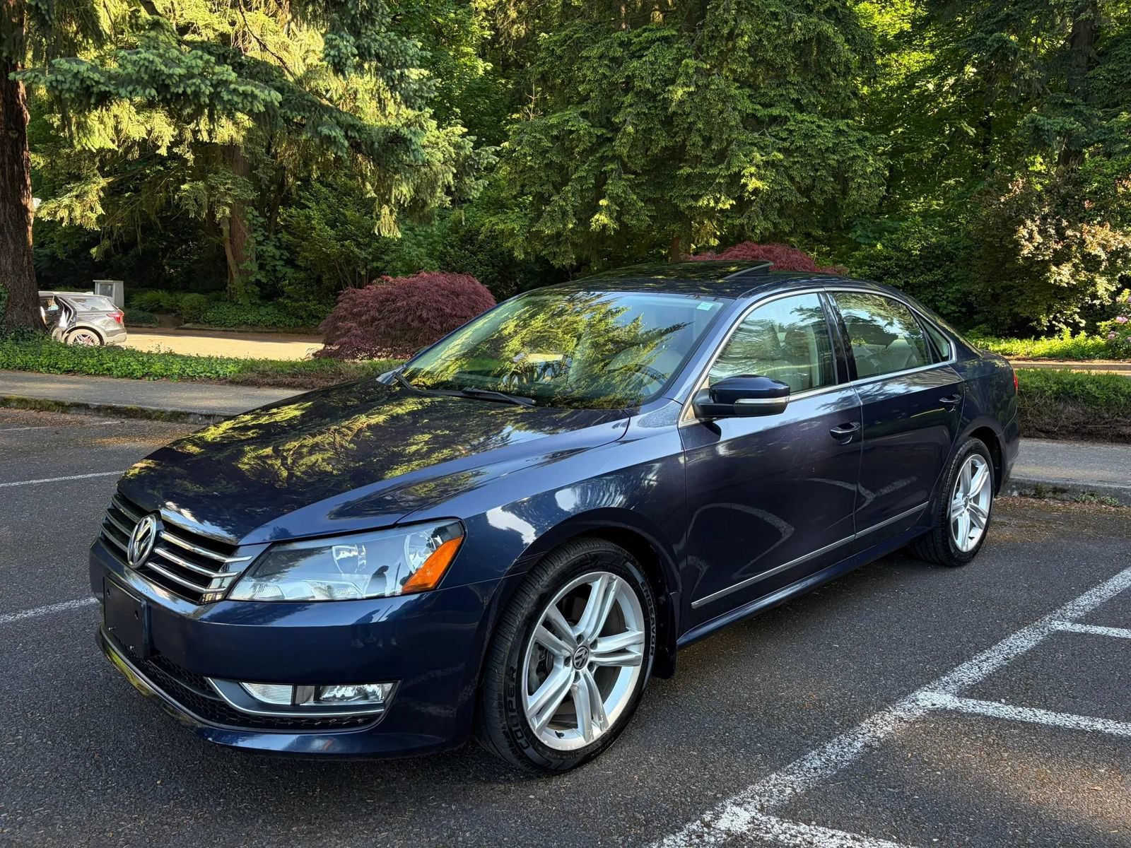 Used 2015 Volkswagen Passat 1.8T SE FWD image 2