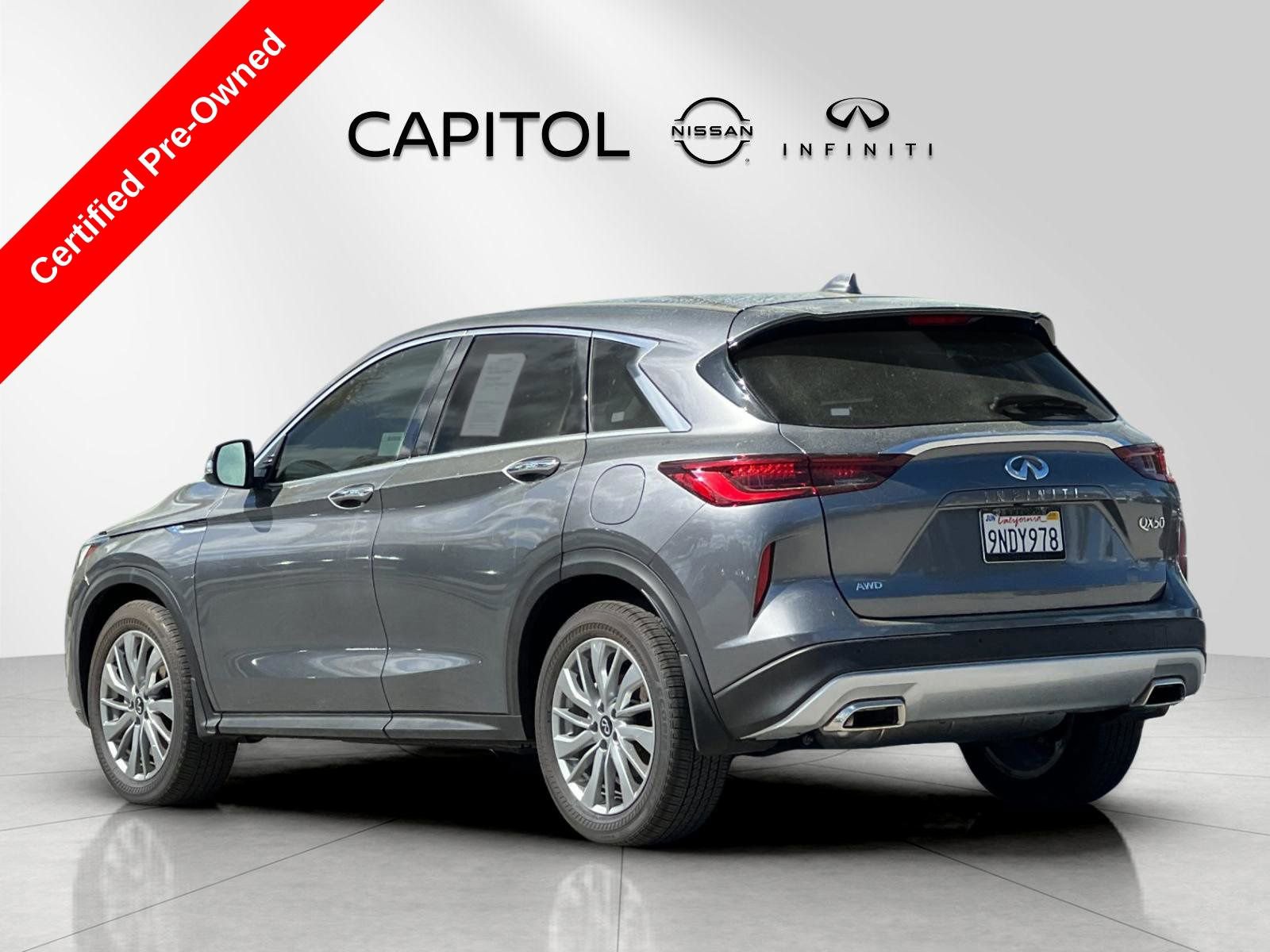 Used 2024 INFINITI QX50 Pure image 3
