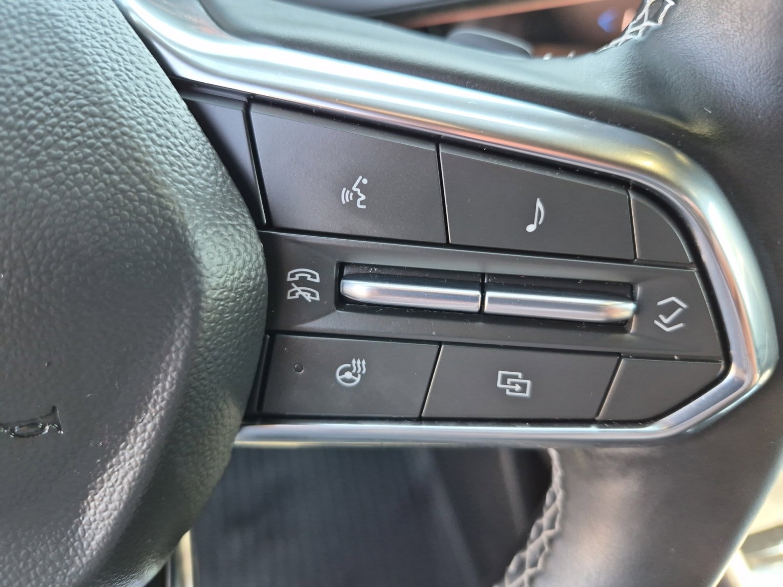 Used 2024 Chevrolet Traverse Z71 w/ Enhanced Driving Package image 26