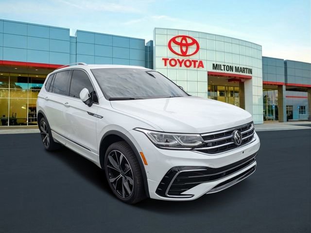Used 2024 Volkswagen Tiguan SEL R-Line AWD/4WD image 7