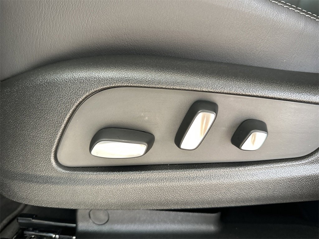 New 2026 Cadillac XT5 Premium Luxury w/ Driver Assist Package image 15