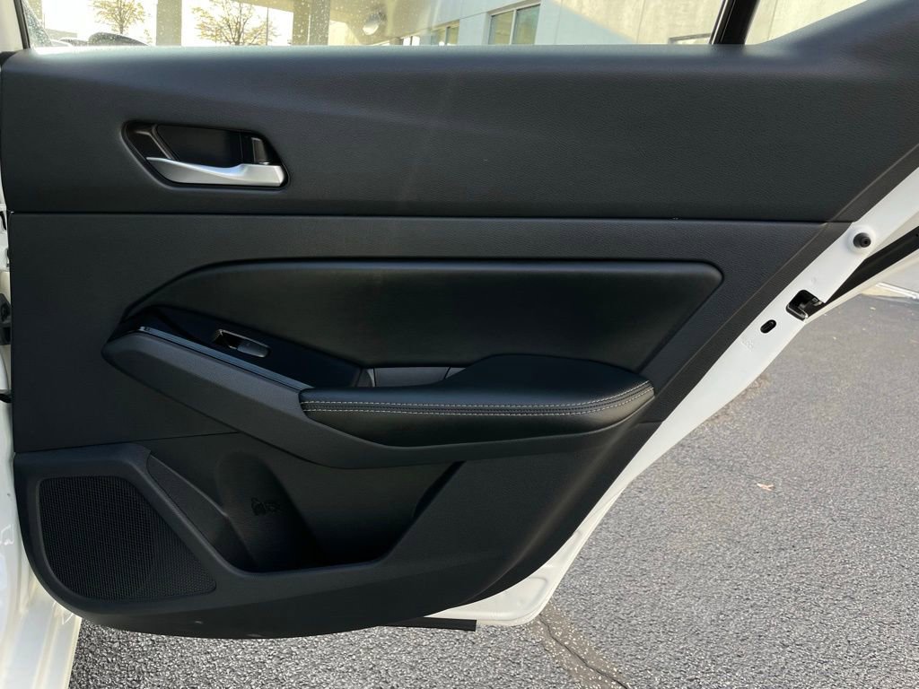 Used 2024 Nissan Altima 2.5 SL image 35