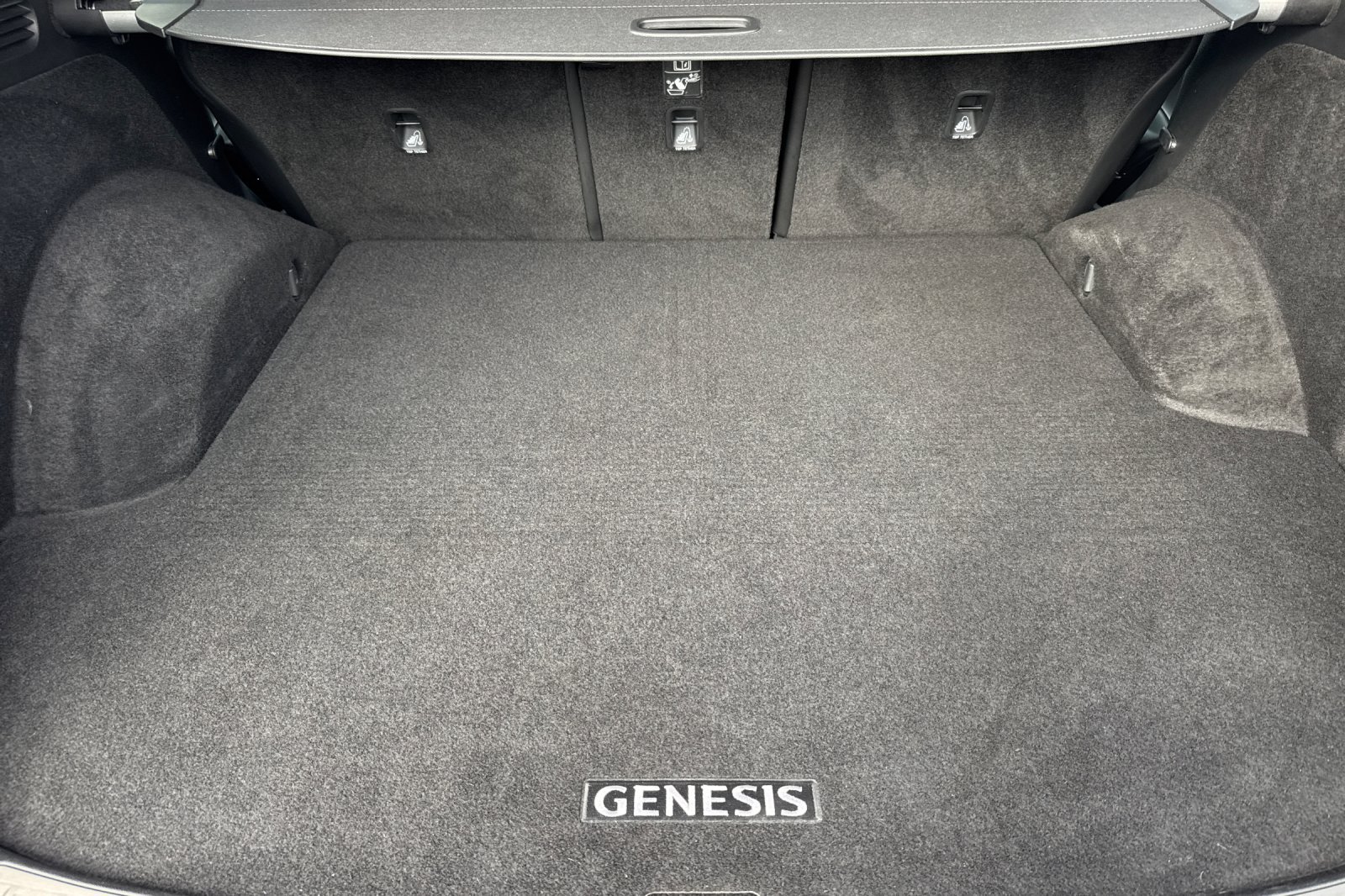 Used 2023 Genesis GV80 2.5T w/ Prestige Package AWD/4WD image 15