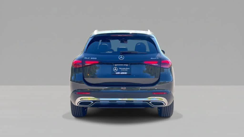 Used 2027 Mercedes-Benz GLC 300 4MATIC image 6