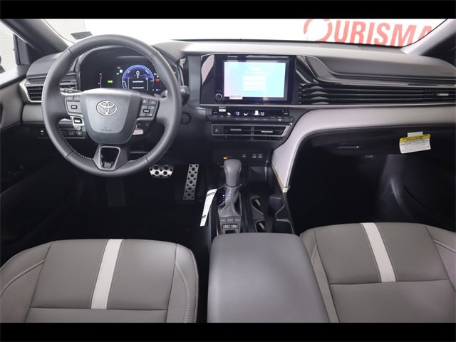 Used 2026 Toyota Camry SE image 19