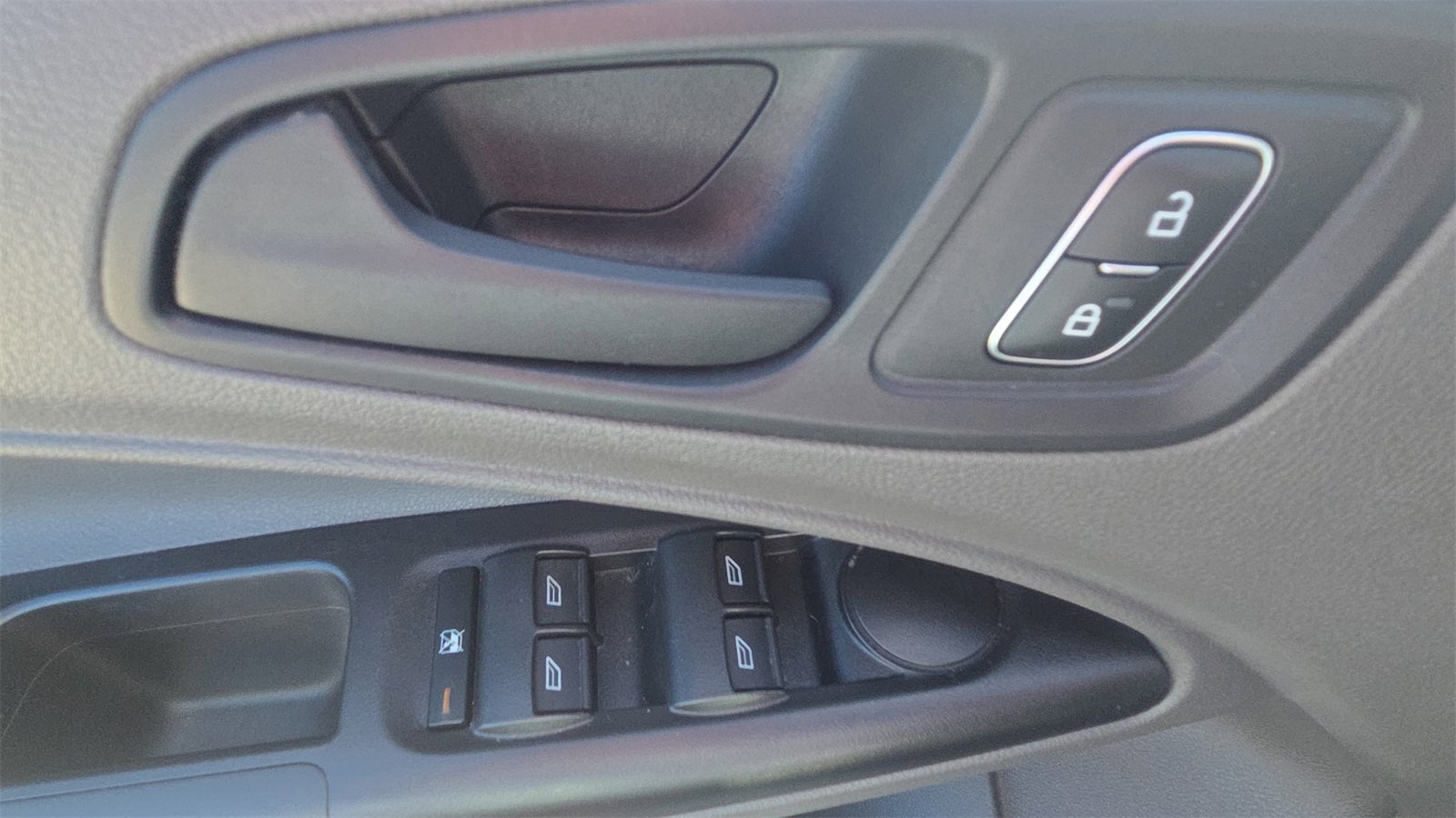 Used 2021 Ford Transit Connect XL image 22