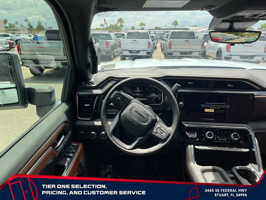 New 2026 GMC Sierra 3500 Denali Ultimate AWD/4WD image 13