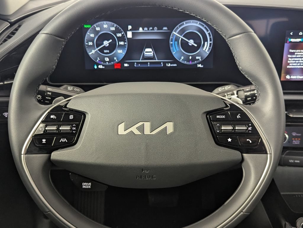 New 2026 Kia Niro Wind FWD image 14