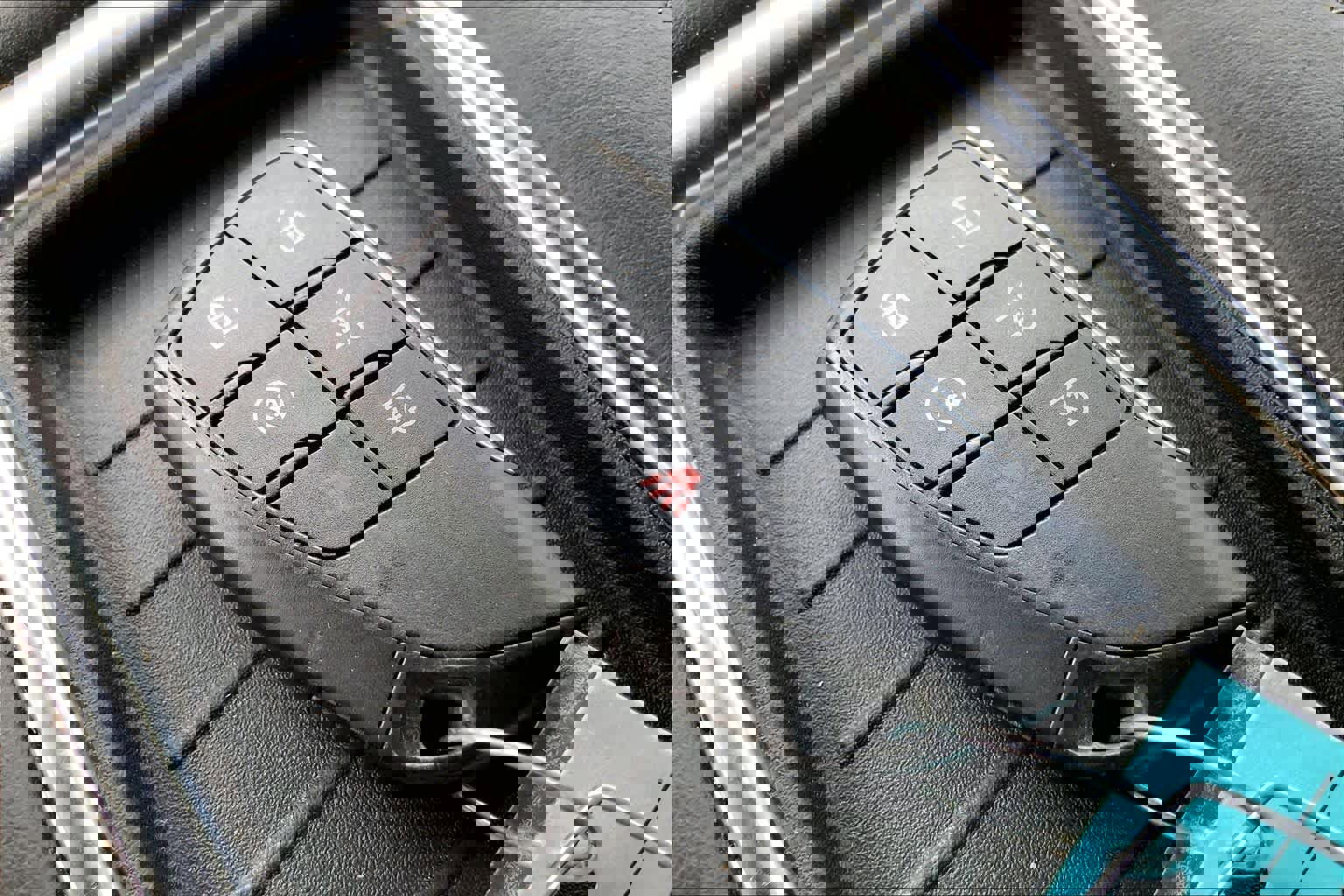 Used 2023 GMC Yukon XL Denali image 14