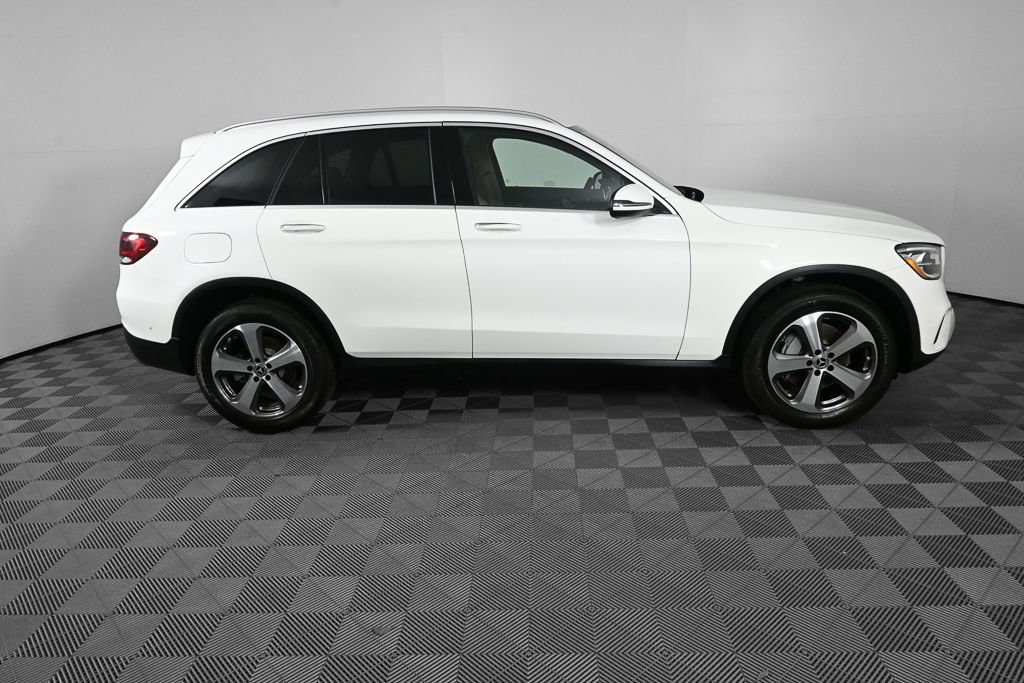 Certified 2022 Mercedes-Benz GLC 300 w/ Premium Package Lite image 25