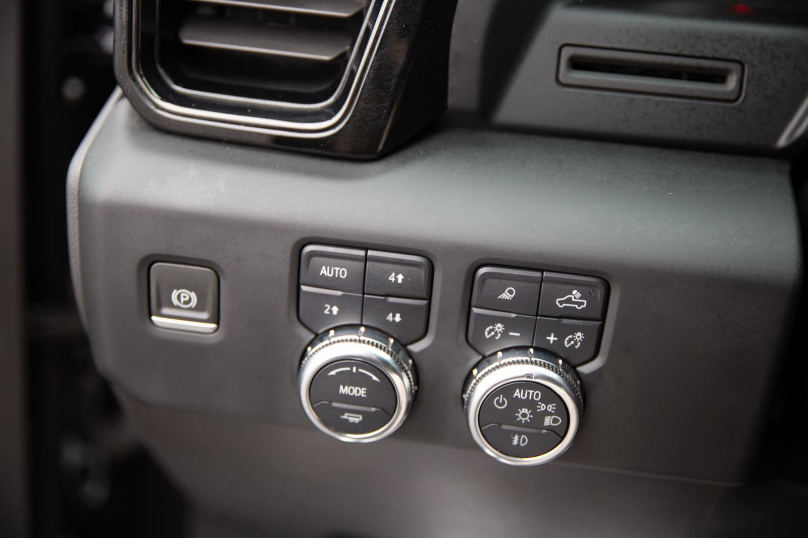 Certified 2024 GMC Sierra 1500 AT4 w/ AT4 Preferred Package image 20