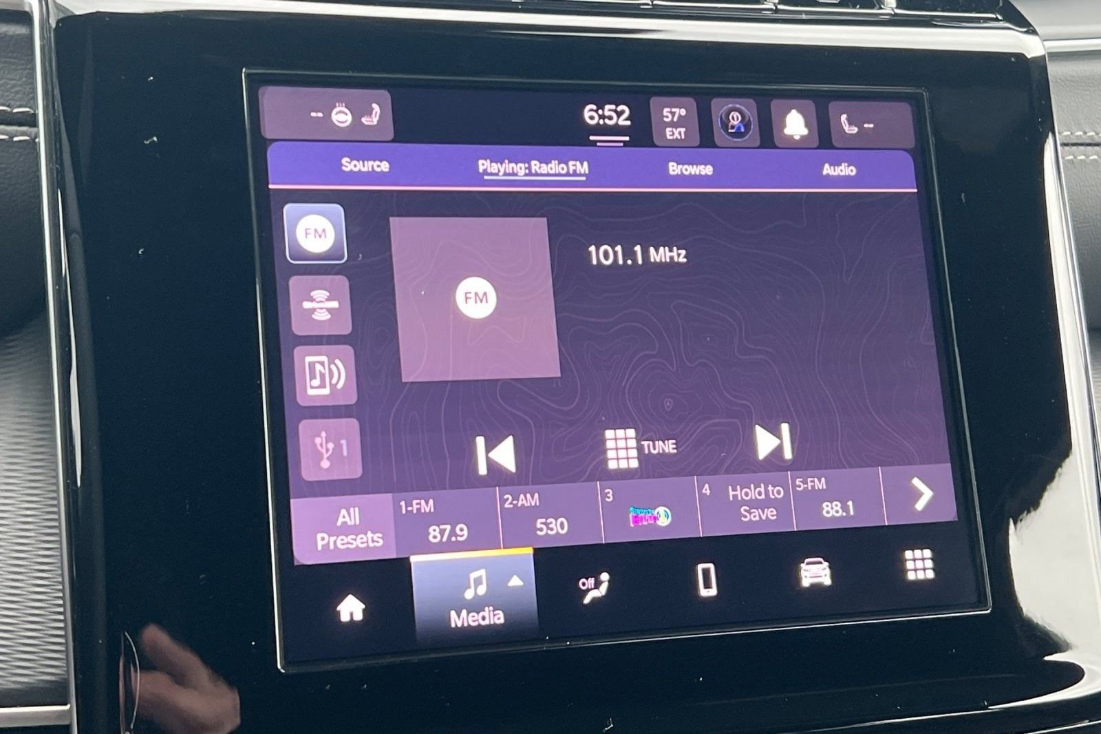 New 2025 Jeep Grand Cherokee L Altitude AWD/4WD image 20