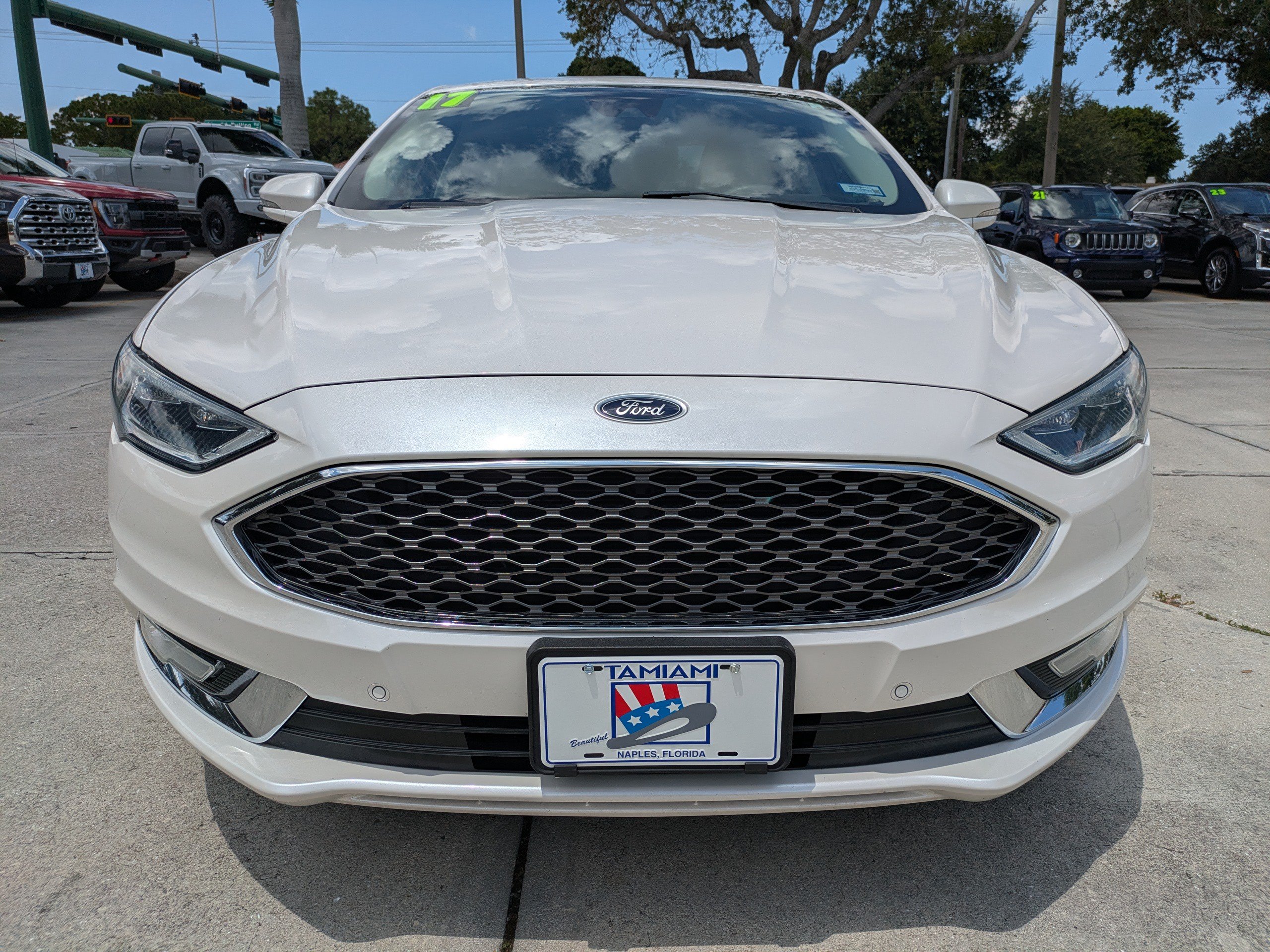 Used 2017 Ford Fusion Platinum FWD image 8