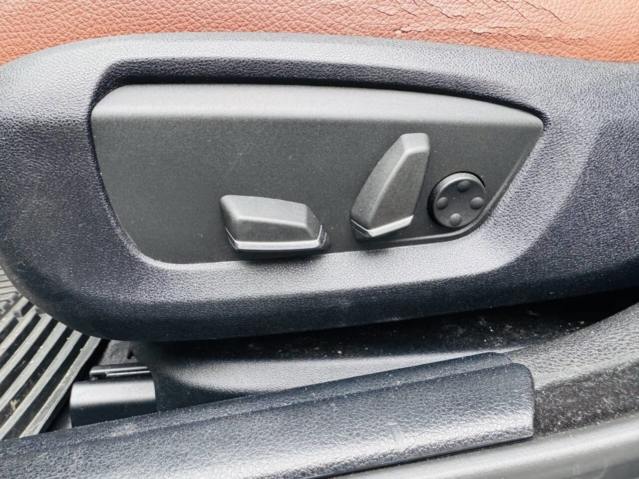 Used 2014 BMW 528i xDrive Sedan image 16