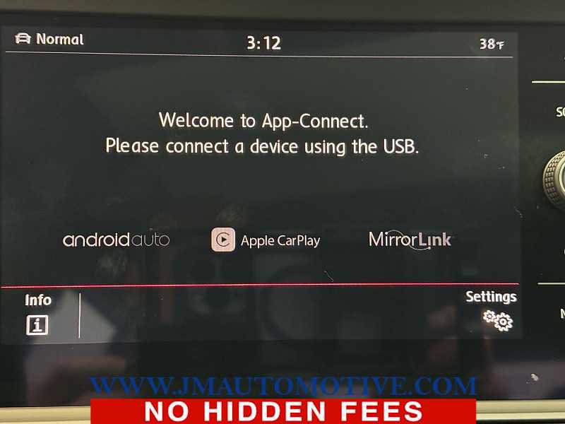 Used 2019 Volkswagen Jetta SEL image 26