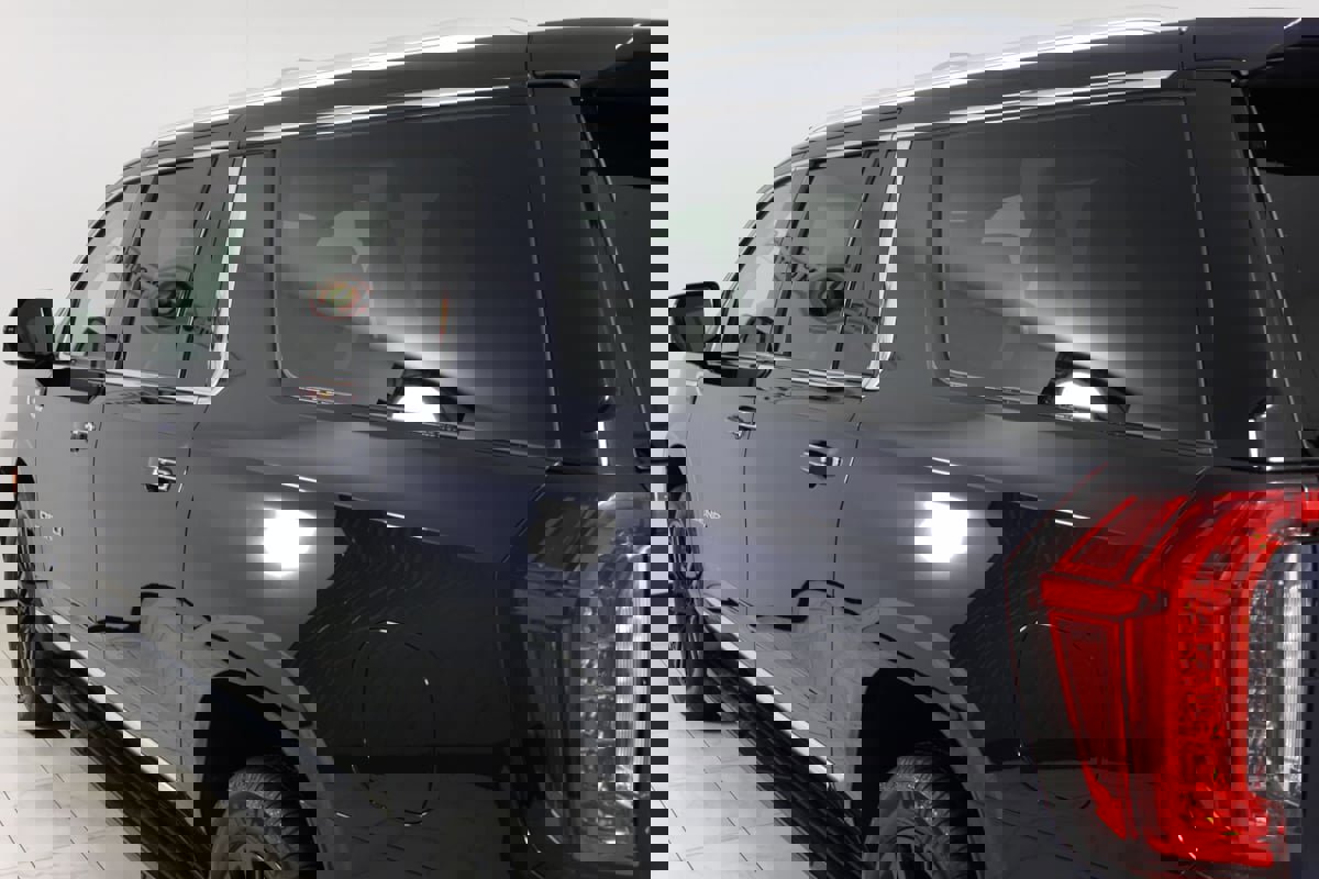 Used 2023 GMC Yukon XL Denali w/ LPO, Floor Liner Package image 53