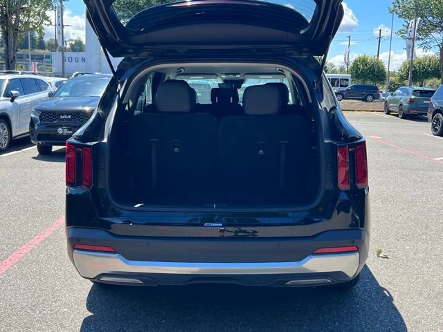 Certified 2024 Kia Sorento S FWD image 12