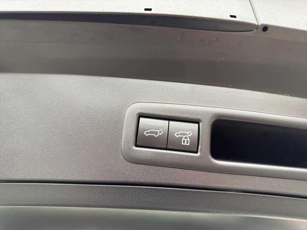 Used 2023 Lexus UX 250h AWD w/ Premium Package image 41