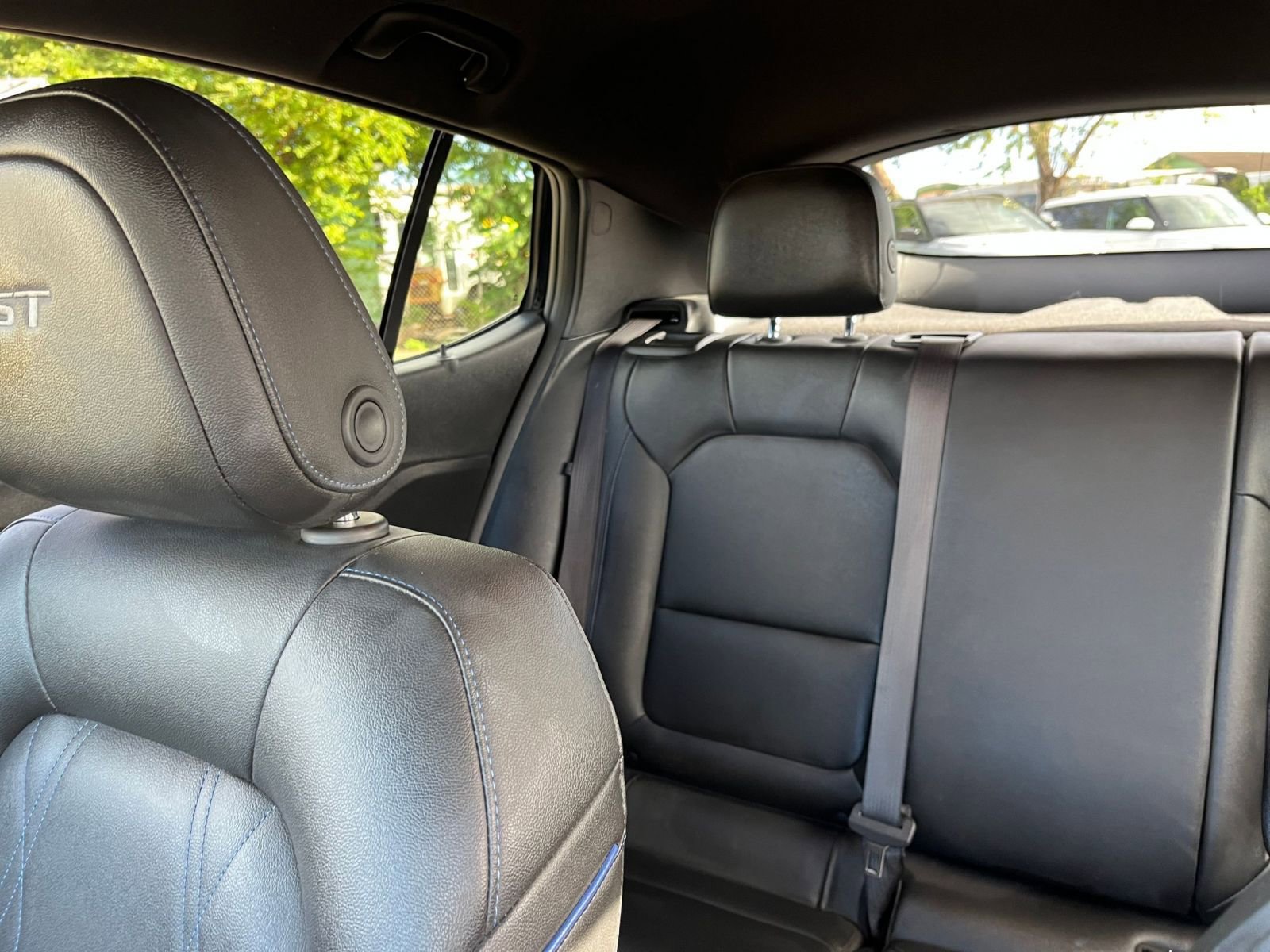 Used 2025 Buick Envista Sport Touring image 34