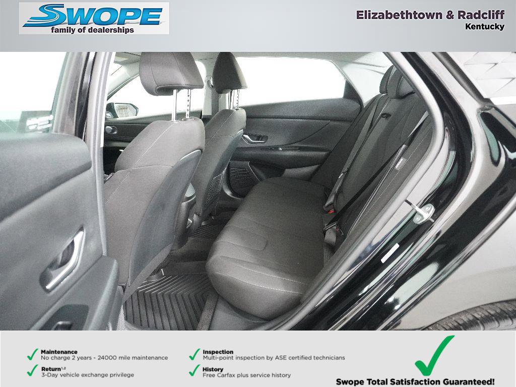 Certified 2024 Hyundai Elantra SEL w/ Convenience Package image 11