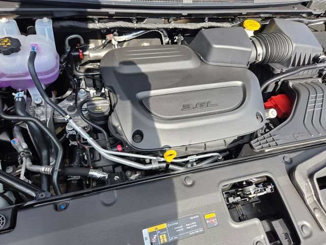 New 2027 Chrysler Pacifica Limited FWD image 19
