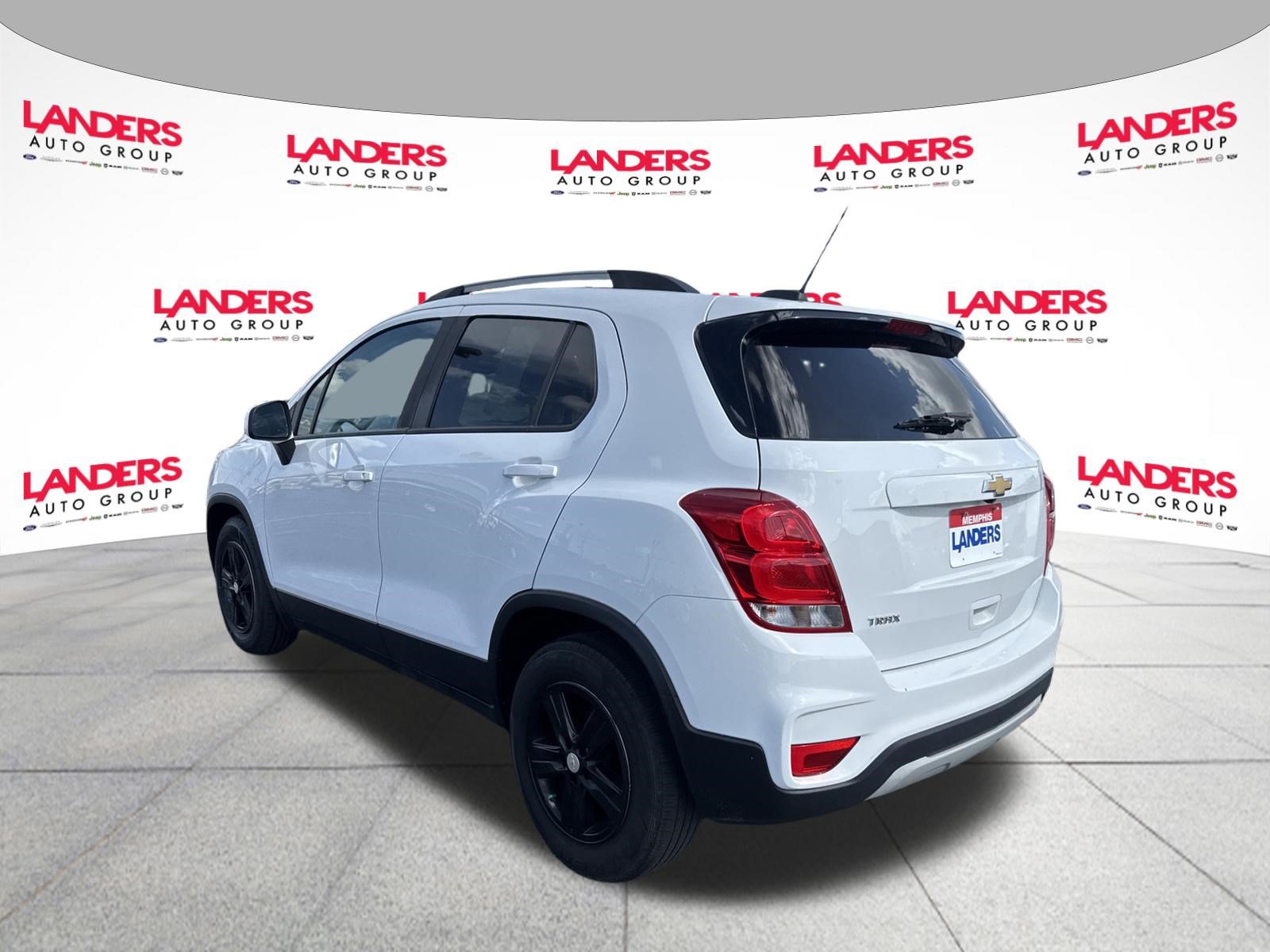 Used 2022 Chevrolet Trax LT FWD image 9