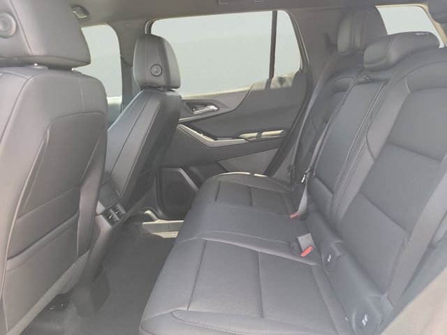New 2026 Chevrolet Equinox LT w/ Convenience Package II FWD image 8