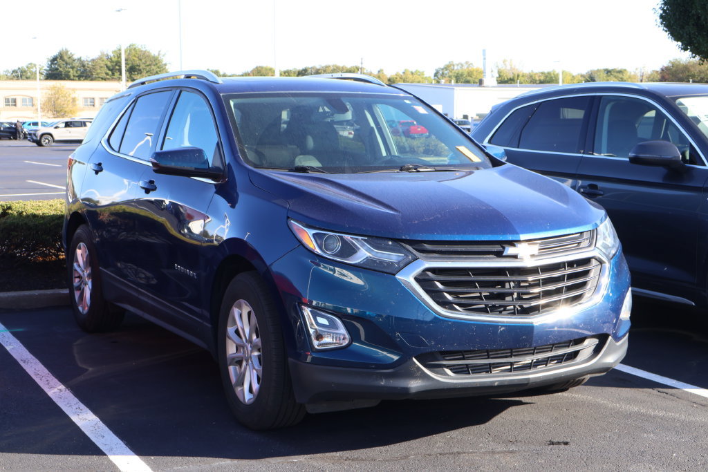 Used 2019 Chevrolet Equinox LT w/ Sun & Navigation Package FWD image 3