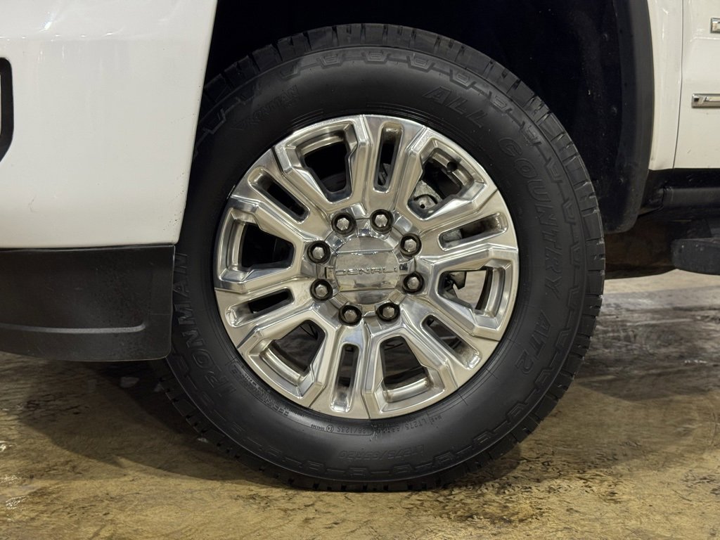 Used 2015 GMC Sierra 3500 Denali image 23