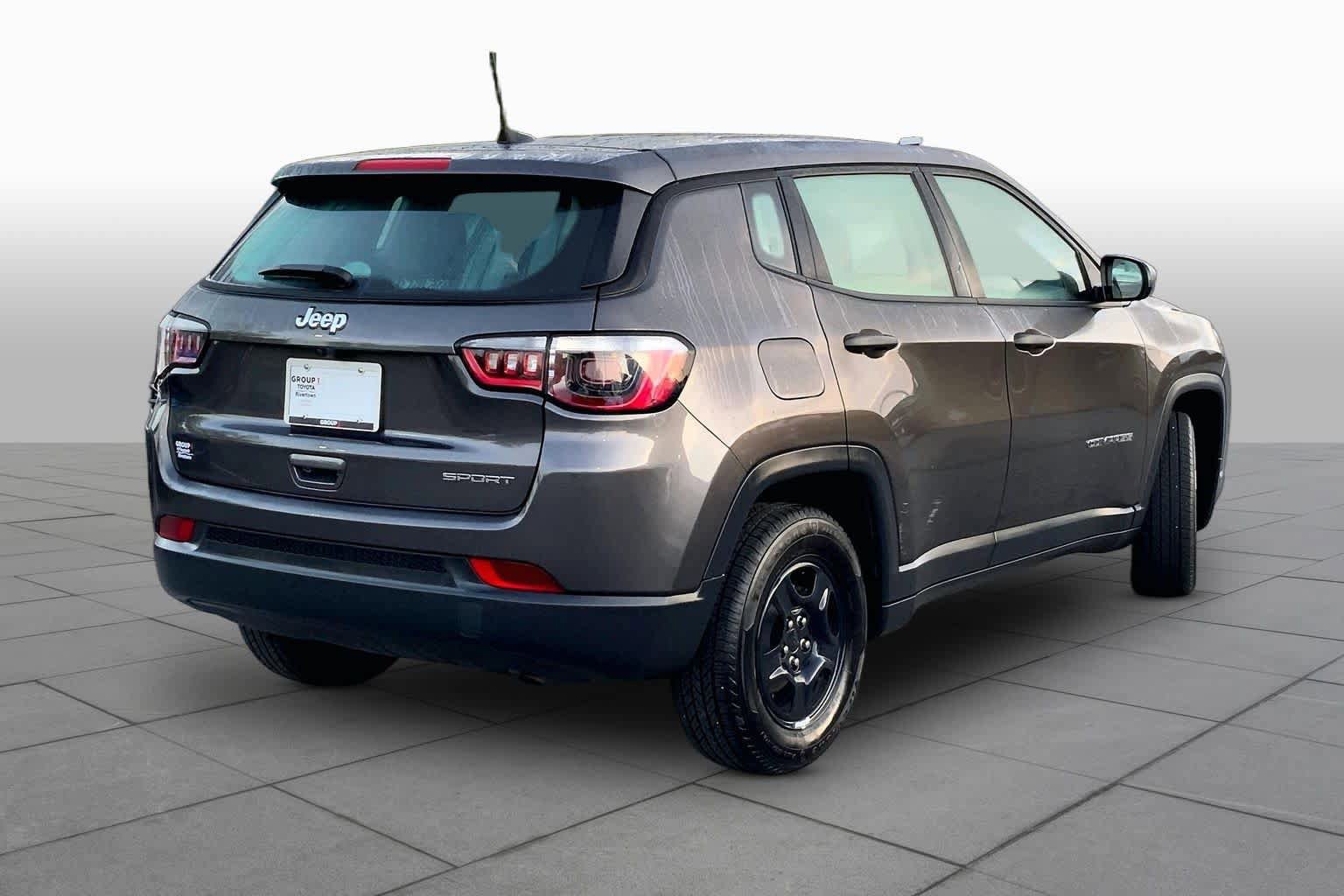 Used 2021 Jeep Compass Sport w/ Cold Weather Group FWD image 13