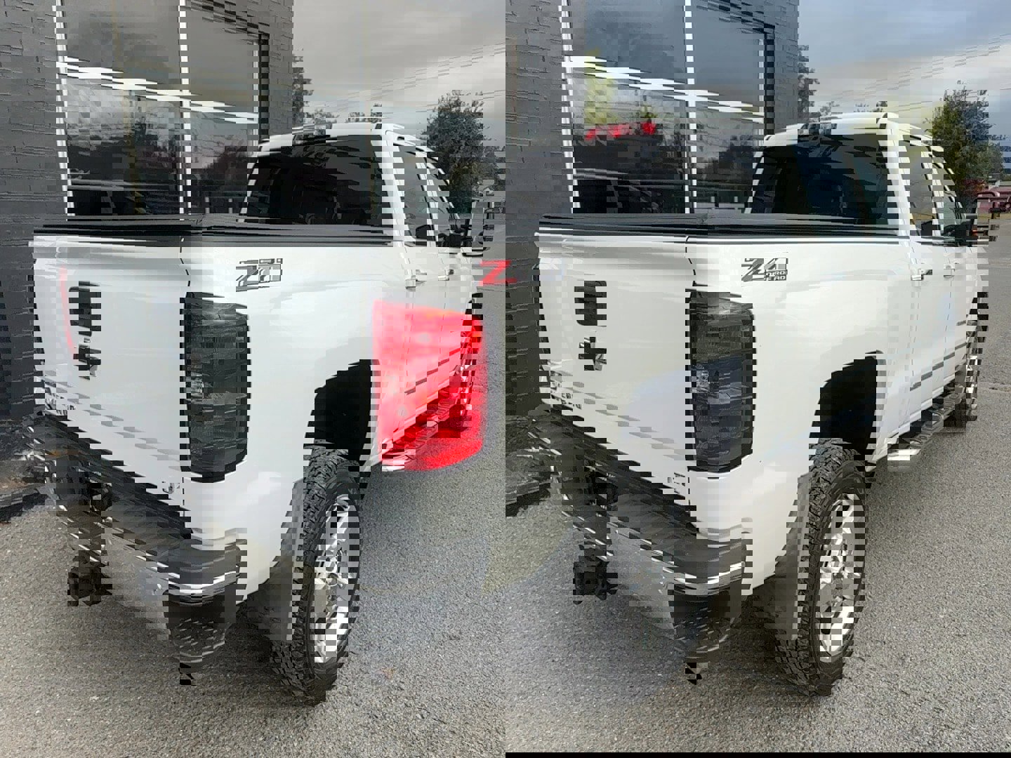 Used 2018 Chevrolet Silverado 2500 LTZ w/ Vortec Plus Package image 8