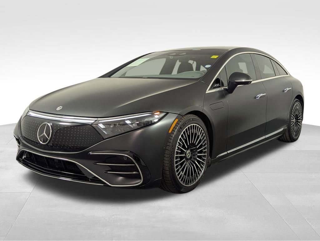 Used 2022 Mercedes-Benz EQS 580 4MATIC Sedan image 2