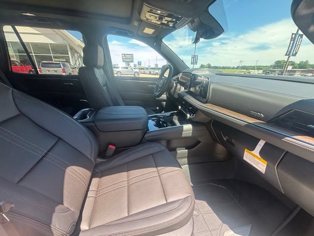 New 2026 Chevrolet Tahoe High Country w/ Sun And Tow Package AWD/4WD image 8