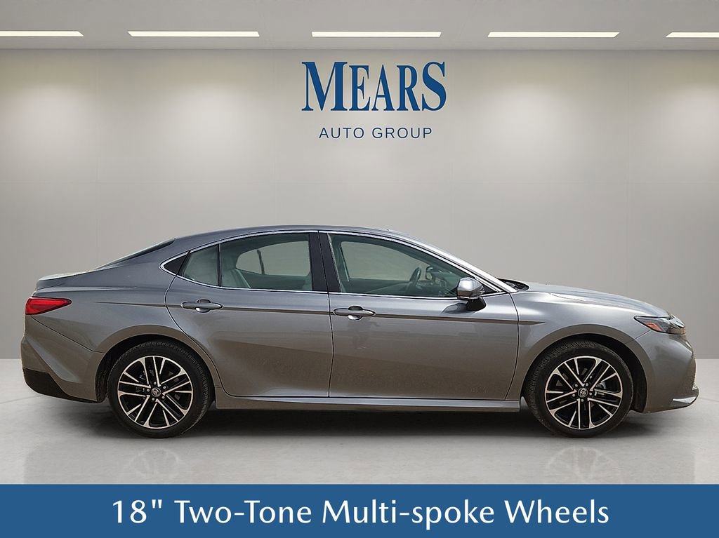 Used 2025 Toyota Camry XLE w/ Premium Plus Package image 7