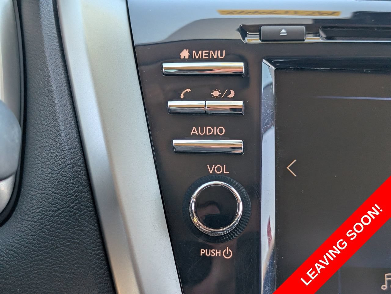 Used 2021 Nissan Murano SV AWD/4WD image 16