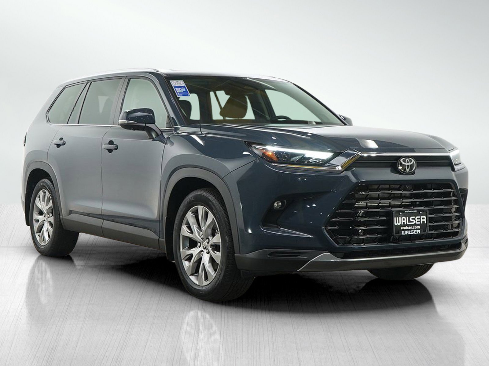 Used 2025 Toyota Grand Highlander AWD Hybrid image 7