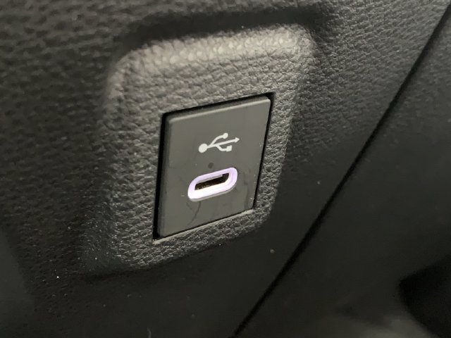 Used 2025 Toyota Corolla LE FWD image 13