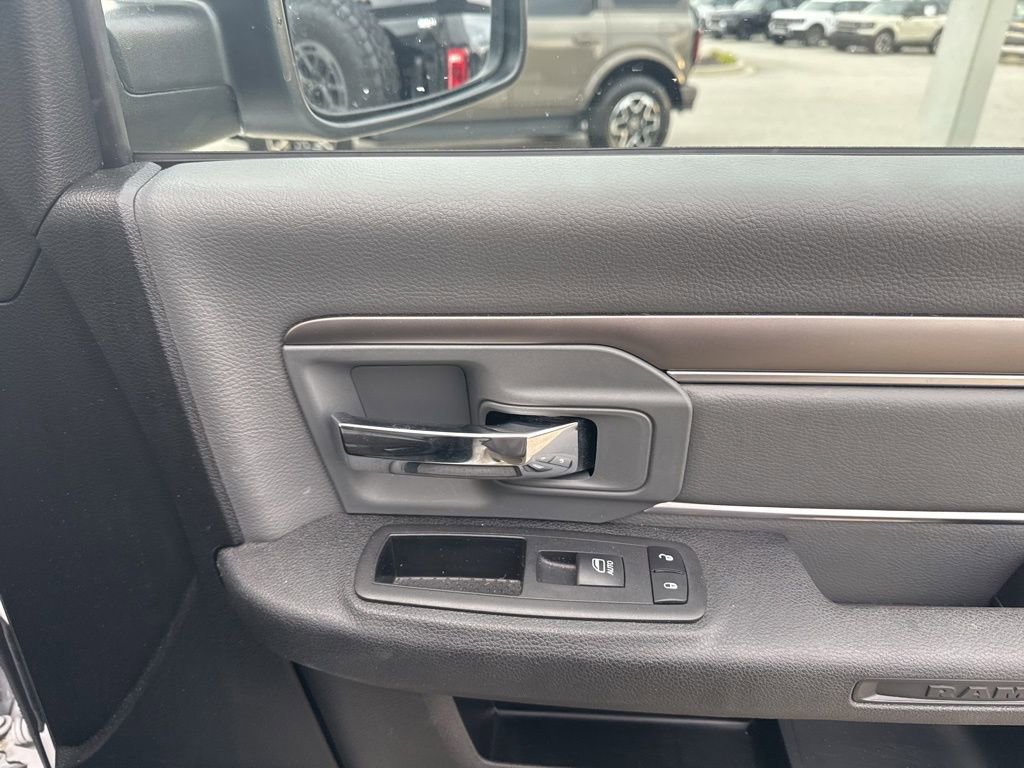 Used 2024 RAM 1500 Classic SLT image 21