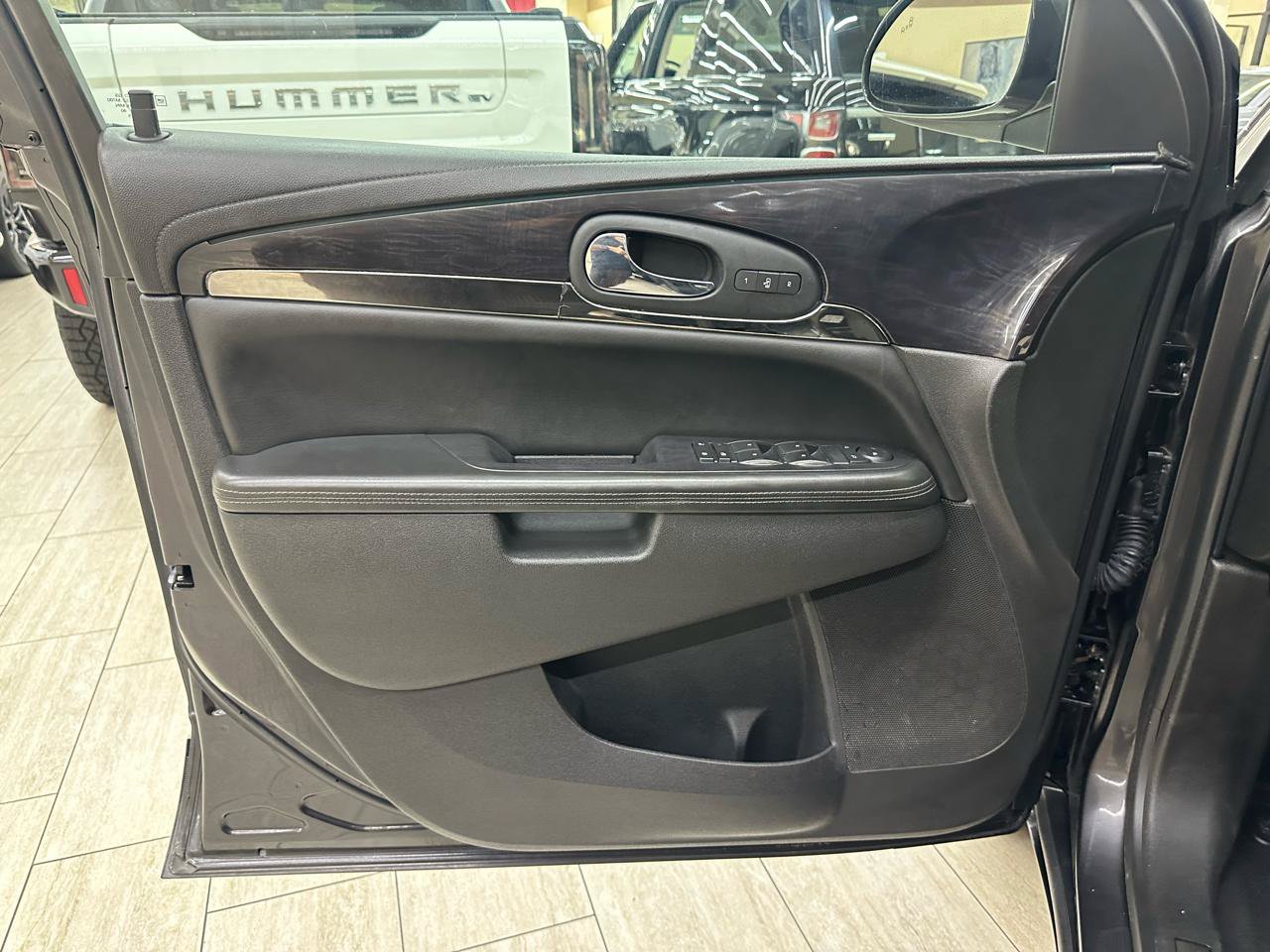 Used 2015 Buick Enclave Leather AWD/4WD image 16