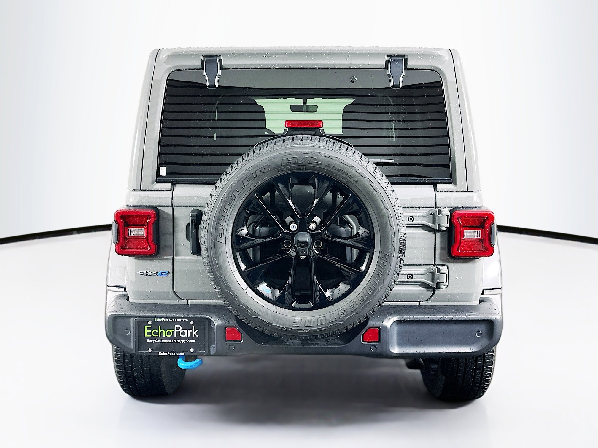 Used 2022 Jeep Wrangler Sahara w/ Safety Group image 7