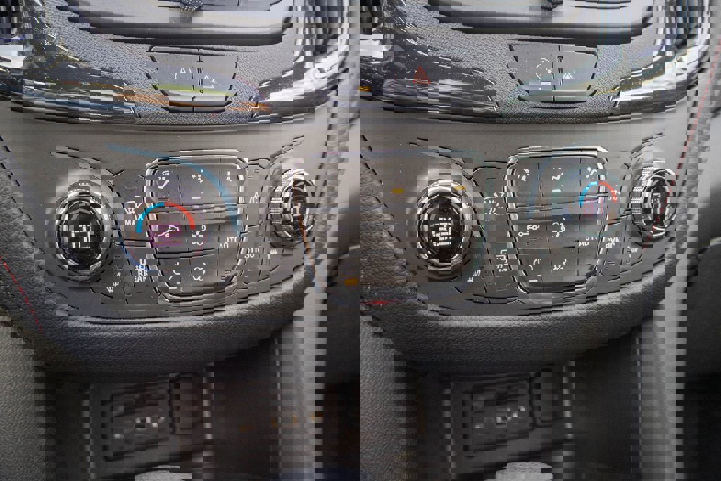 Certified 2022 Chevrolet Equinox RS w/ RS Leather Package image 21